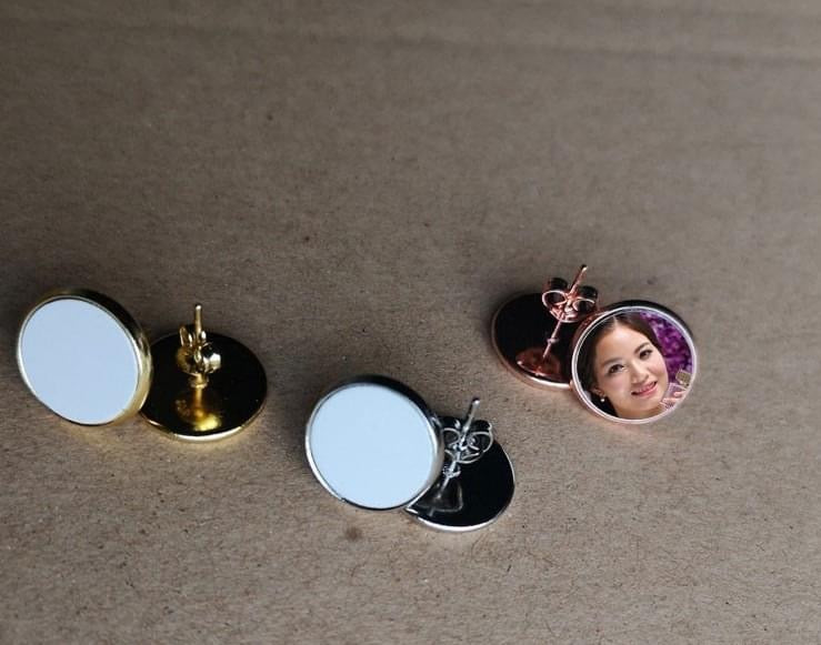 Stud Earrings (Pair)