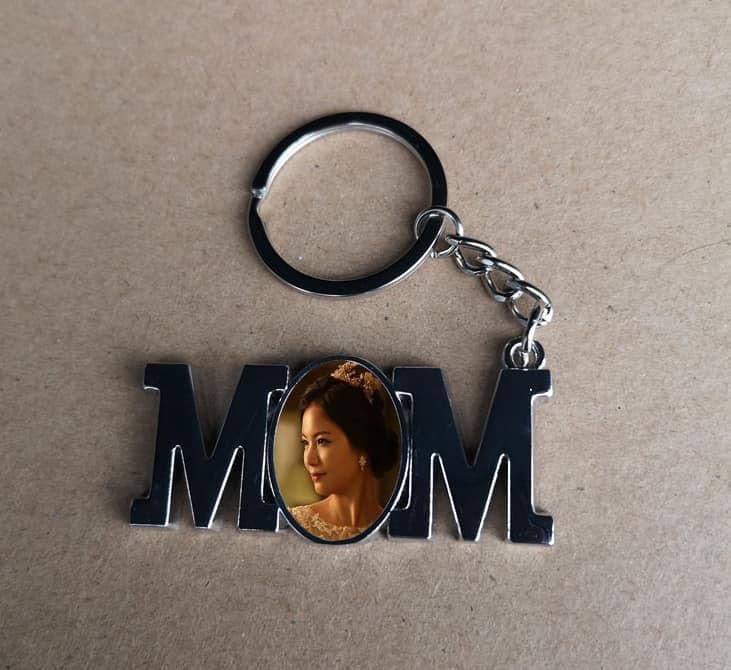 Mom O Keychains